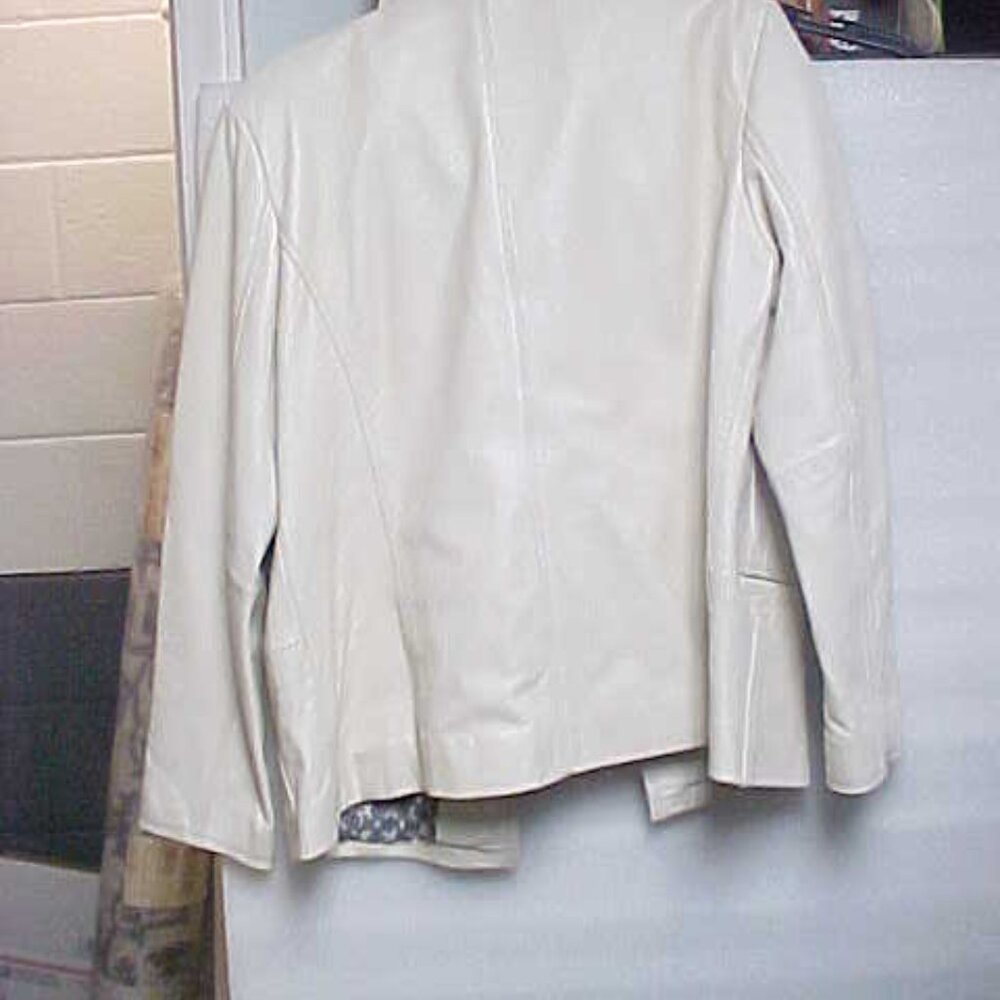 Jacklyn Smith Leather Jacket. Cream Colored. Size xl - Picture 5 of 5